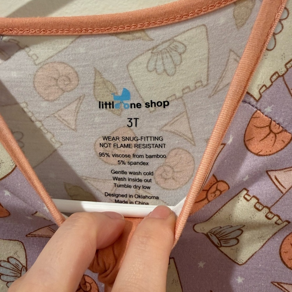 Little One Shop Pajamas - Picture 4 of 4